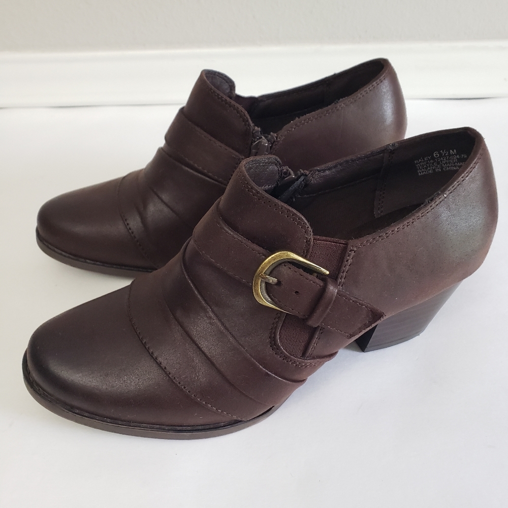 Yuu Raley Ankle Booties 6.5 Brown Buckled Details Side Zip Closure Western Edgy - Picture 4 of 13